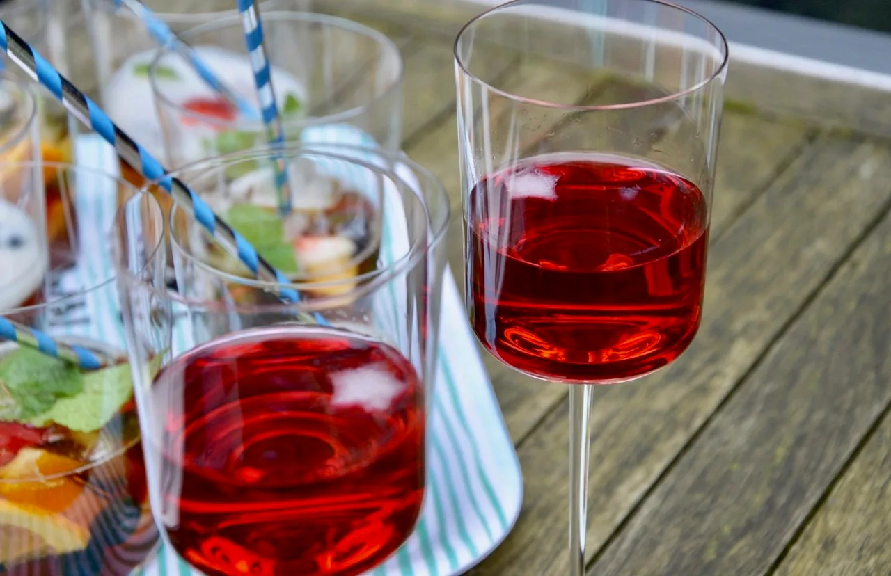 Aqua Fresca de Jamaica