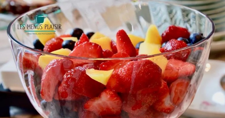 Strawberry, Mango & blueberry Salad
