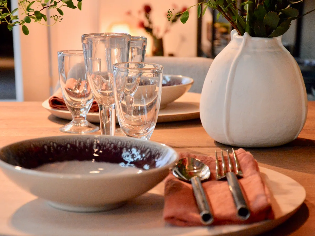 Yummy dishes between friends : colorful menu
