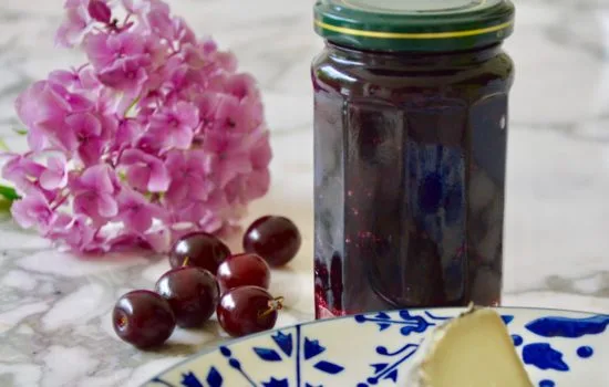 Confiture de cerise griotte au miel de chataignier