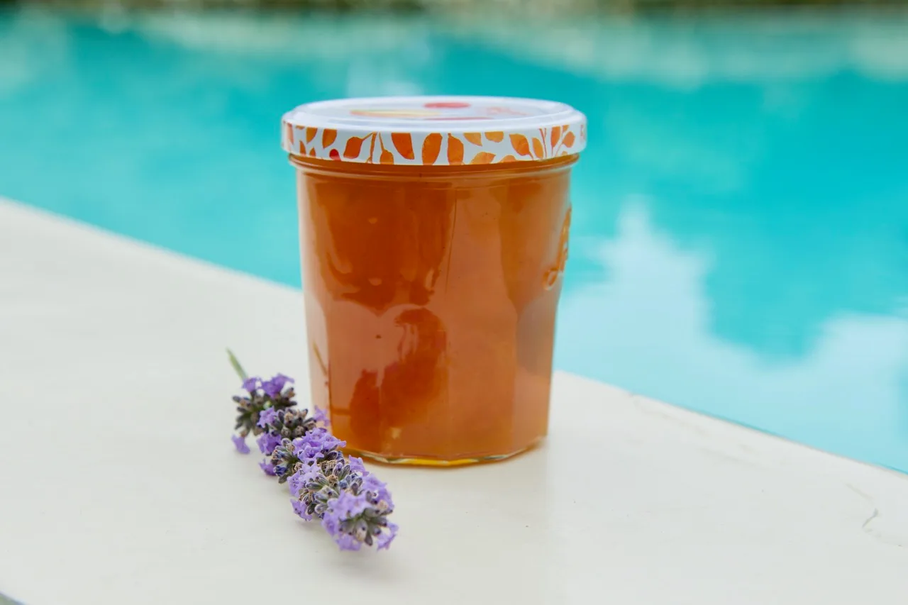 French apricot vanilla & lavender jam
