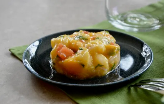 tartare de poisson à l’huile de vanille et à la mangue