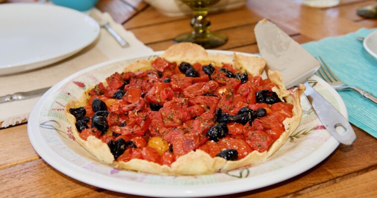 Tomato and olive pie