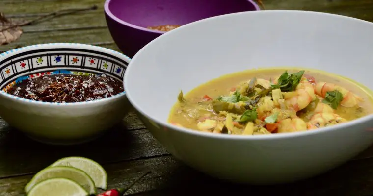 Le curry indien de crevettes au lait de coco