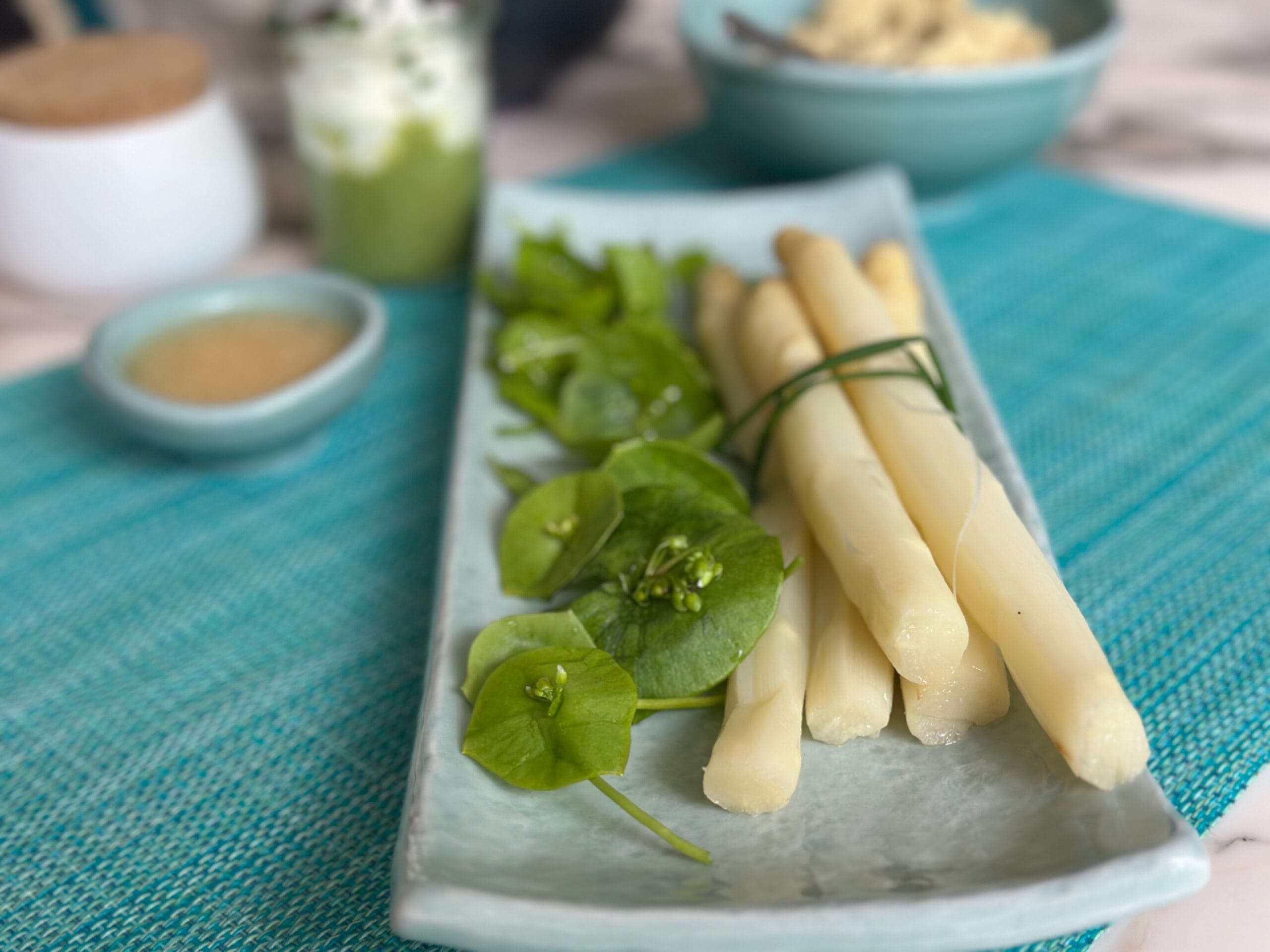 How to cook white asparagus
