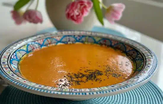 Le velouté thaï de patate douce et poivron rouge