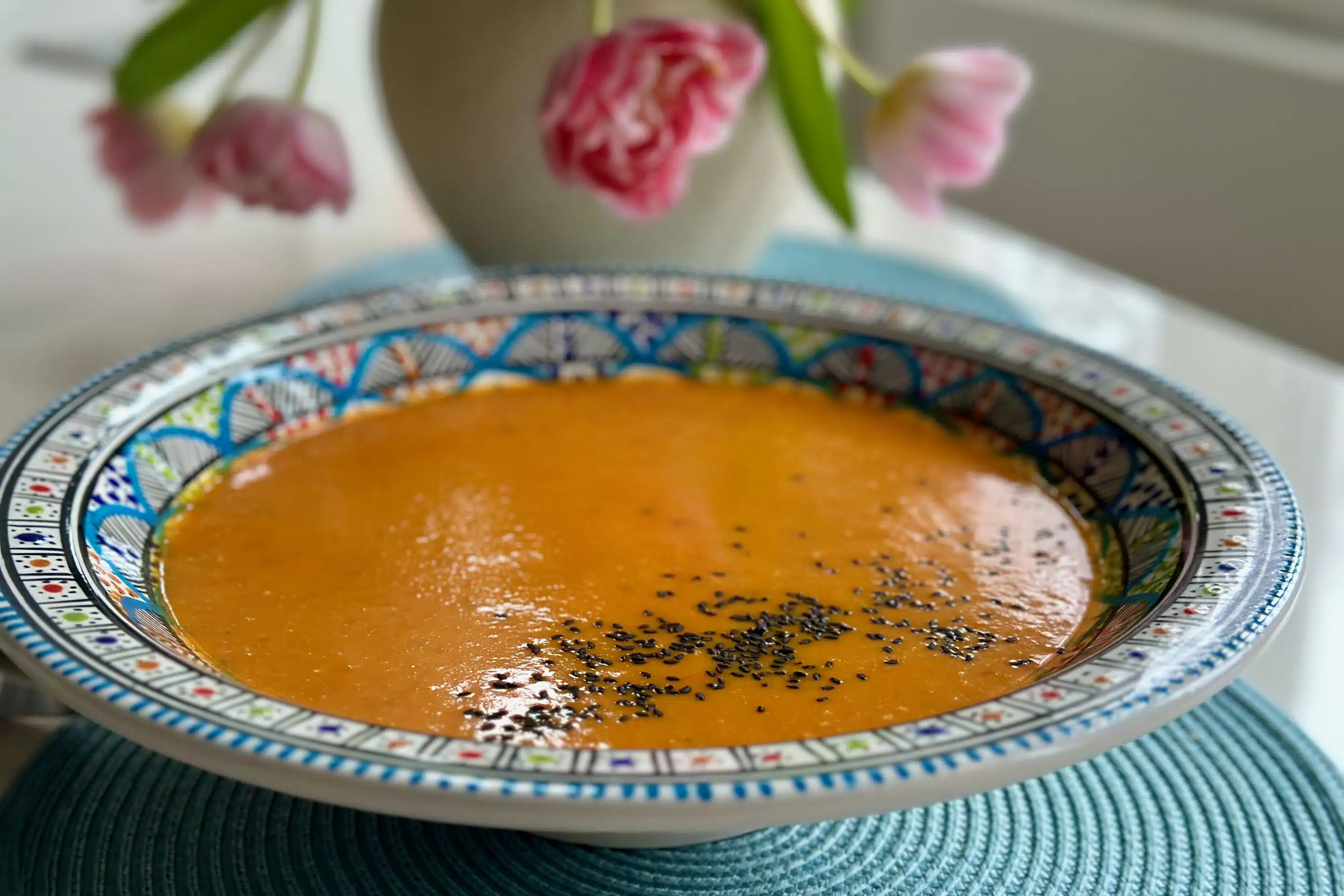 Le velouté thaï de patate douce et poivron rouge