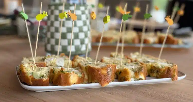 Savoury zucchini feta & mint cake