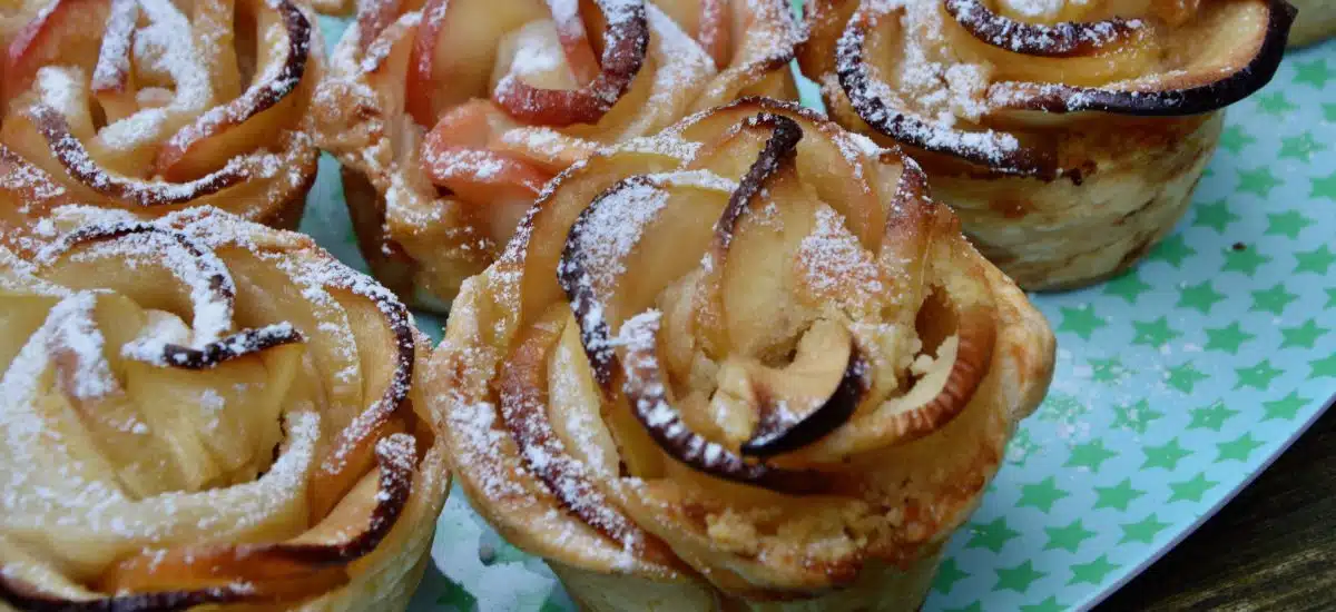 APPLE ROSES