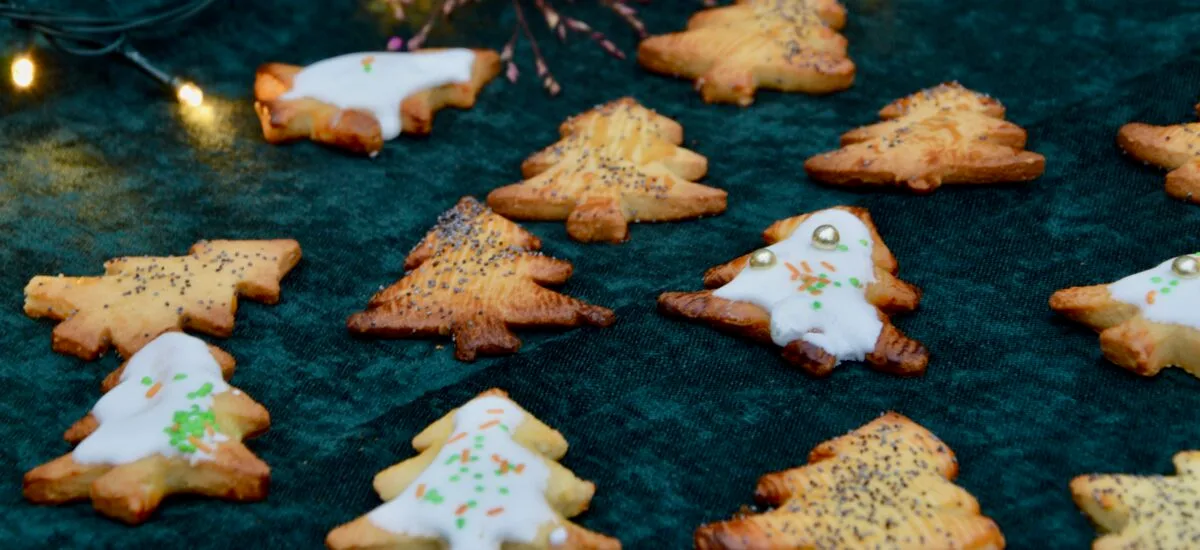 VANILLA CHRISTMAS TREE COOKIES