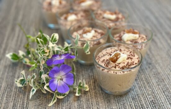 LA MOUSSE AUX MARRONS ET AUX ÉCLATS DE MARRONS GLACÉS